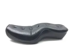 Seat 2005 Harley-Davidson Sportster 1200 Custom XL1200C 3134 x