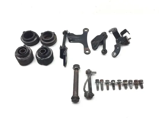 Engine Motor Mounts 2007 Harley-Davidson Sportster 1200 Custom XL1200C 3133 x