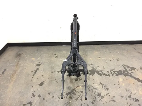 Main Frame Chassis 2004 Harley Sportster 1200 Custom XL1200C 3133 7
