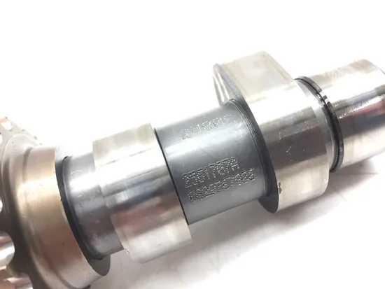 Front Rear Cam Shafts Cams 2009 Harley-Davidson Road King FLHR 3135 x