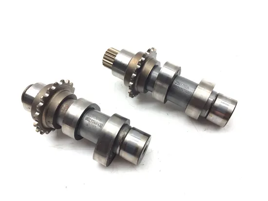 Front Rear Cam Shafts Cams 2009 Harley-Davidson Road King FLHR 3135 x