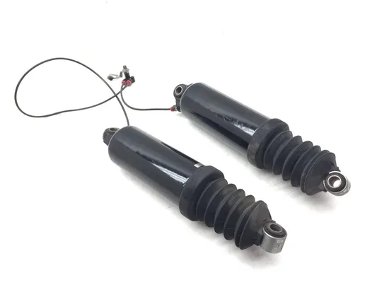 Rear Shocks Suspension 2009 Harley-Davidson Road King FLHR 3135