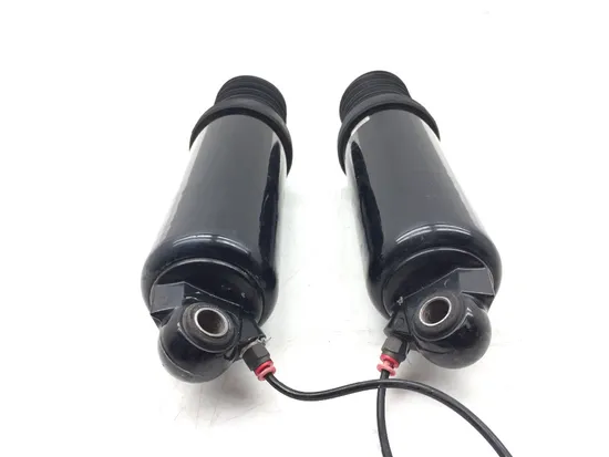 Rear Shocks Suspension 2009 Harley-Davidson Road King FLHR 3135