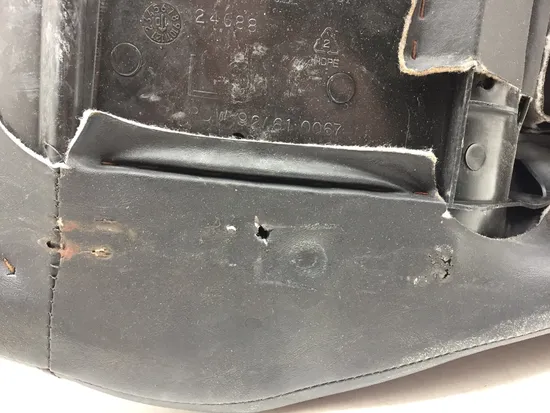 Seat 2009 Harley-Davidson Road King FLHR 3135 x