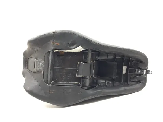 Seat 2009 Harley-Davidson Road King FLHR 3135 x