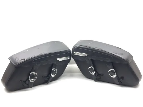 Saddlebags 2009 Harley-Davidson Road King FLHR 3135 x