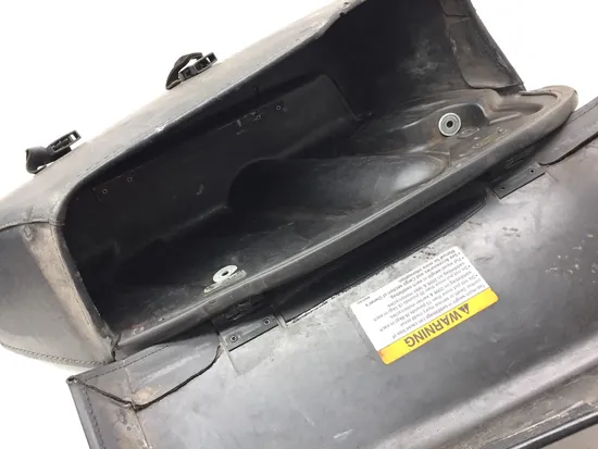 Saddlebags 2009 Harley-Davidson Road King FLHR 3135 x