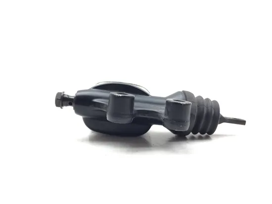 Rear Brake Master Cylinder 2009 Harley-Davidson Road King FLHR 3135 x