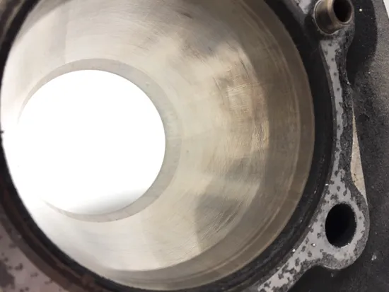 Front Rear Cylinder Jugs w Pistons 2005 Harley Dyna Wide Glide FXDWG 3147