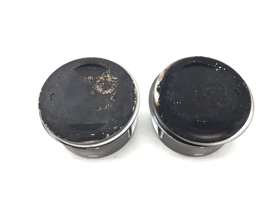 Front Rear Cylinder Jugs w Pistons 2005 Harley Dyna Wide Glide FXDWG 3147