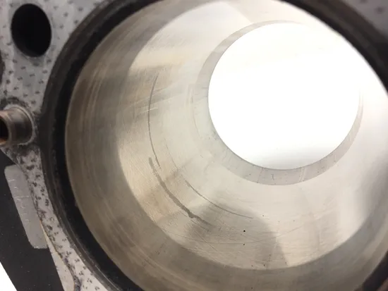 Front Rear Cylinder Jugs w Pistons 2005 Harley Dyna Wide Glide FXDWG 3147