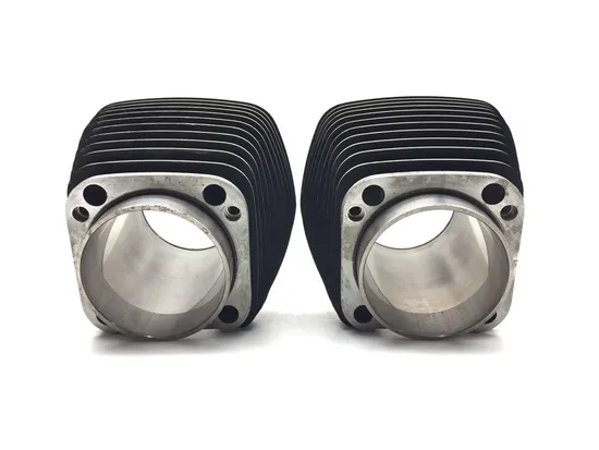 Front Rear Cylinder Jugs w Pistons 2005 Harley Dyna Wide Glide FXDWG 3147