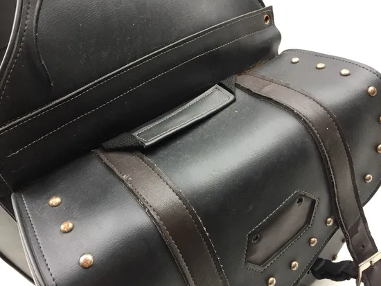 Saddlebags 2005 Harley-Davidson Dyna Wide Glide FXDWG 3147 x