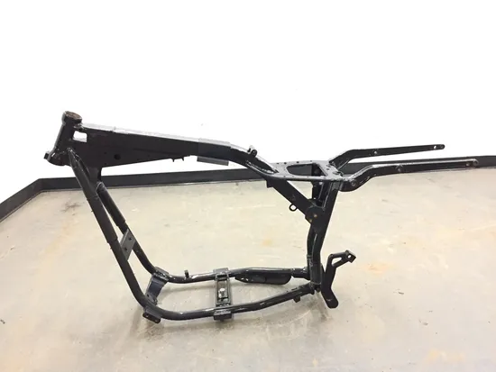 Main Frame Chassis 2005 Harley-Davidson Dyna Wide Glide FXDWG 3147