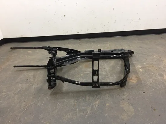 Main Frame Chassis 2005 Harley-Davidson Dyna Wide Glide FXDWG 3147