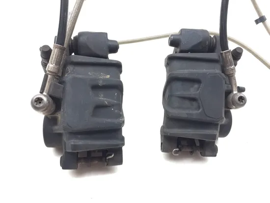 Left Right Front Brake Calipers Pads Set 2009 BMW F800GS 3131