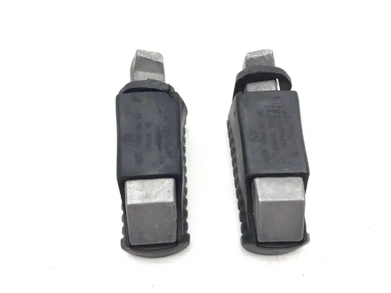 Left Right Set Passenger Peg Bracket 2009 BMW F800GS 3131 x