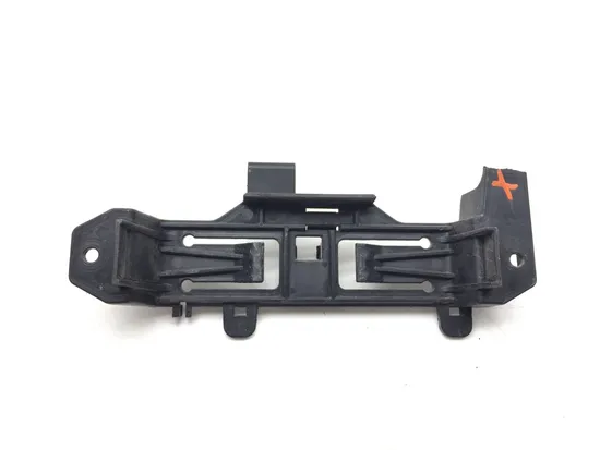 Battery Hold Down Bracket 2009 BMW F800GS 3131 x 6