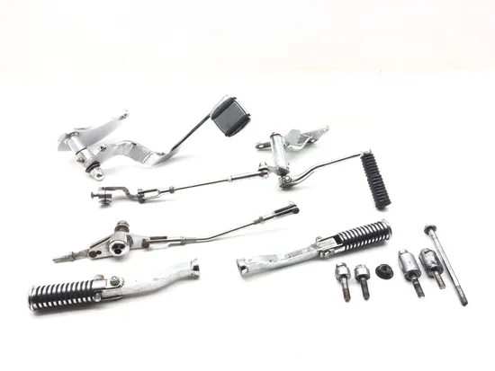 Left Right Forward Controls 2002 Harley-Davidson Sportster 1200 XLH1200 3158 x