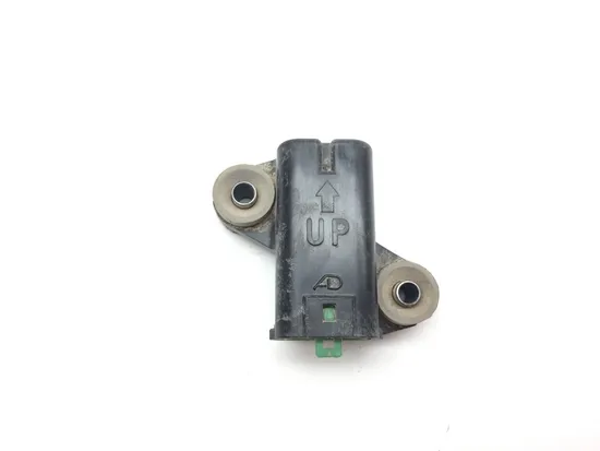 medium_deece995-68da-4f8f-9bf5