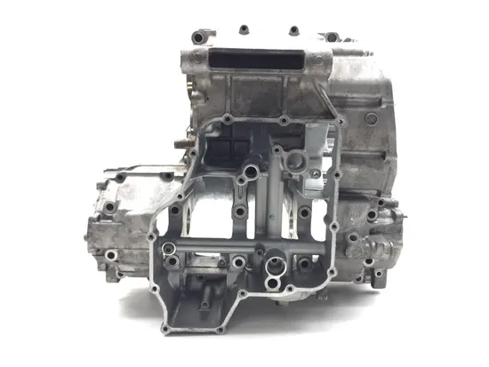 Upper Lower Center Cases Case 2003 Suzuki Hayabusa GSX1300R 3159 x