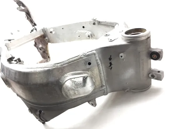 Main Frame Chassis CLN Ready To Go 2003 Suzuki Hayabusa GSX1300R 3159