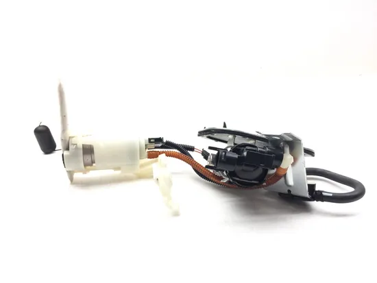 Gas Fuel Tank Pump 2012 Harley-Davidson Softail Slim FLS 3155