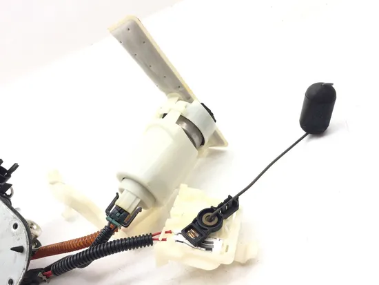 Gas Fuel Tank Pump 2012 Harley-Davidson Softail Slim FLS 3155