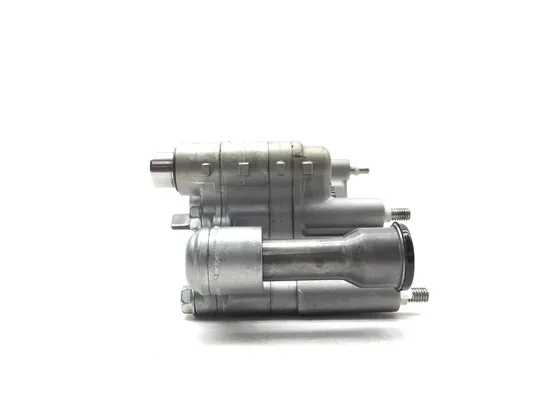 Engine Oil Pump Assembly 2018 Honda Pioneer 700-4 SXS700M4D Deluxe 3142