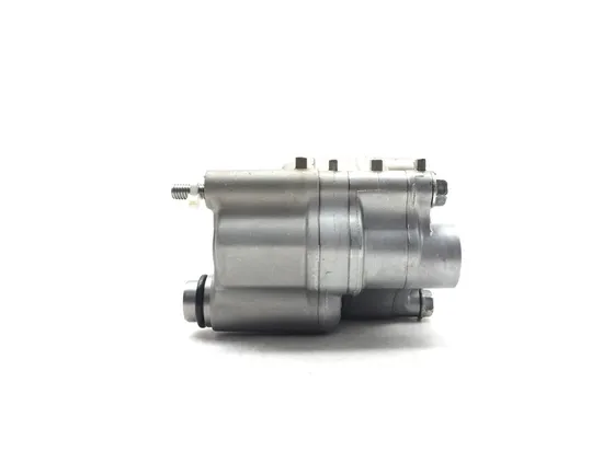 Engine Oil Pump Assembly 2018 Honda Pioneer 700-4 SXS700M4D Deluxe 3142