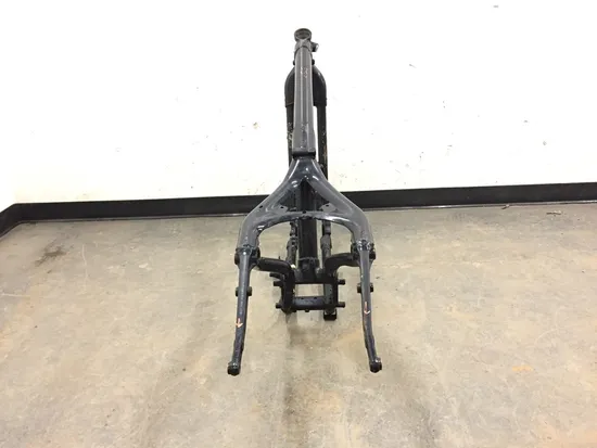 Main Frame Chassis 2005 Harley-Davidson Sportster 1200 Custom XL1200C 3157 x