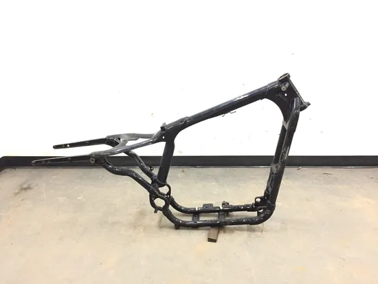 Main Frame Chassis 2005 Harley-Davidson Sportster 1200 Custom XL1200C 3157 x