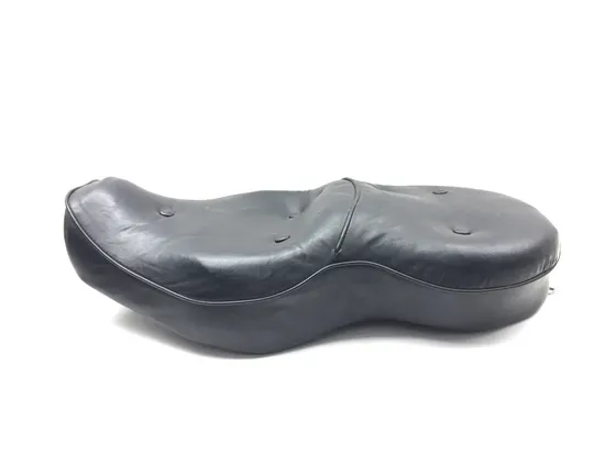 Seat 2005 Harley-Davidson Sportster 1200 Custom XL1200C 3157 x