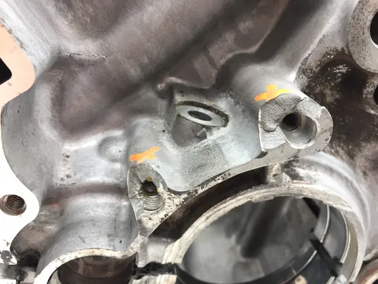 Upper Lower Center Cases Case 2004 Honda RC51 3127 x