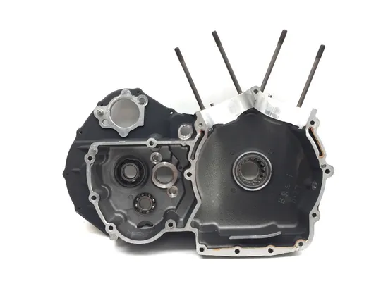 Engine Left Right Center Cases 2005 Harley Sportster 1200 Custom XL1200C 3167 x