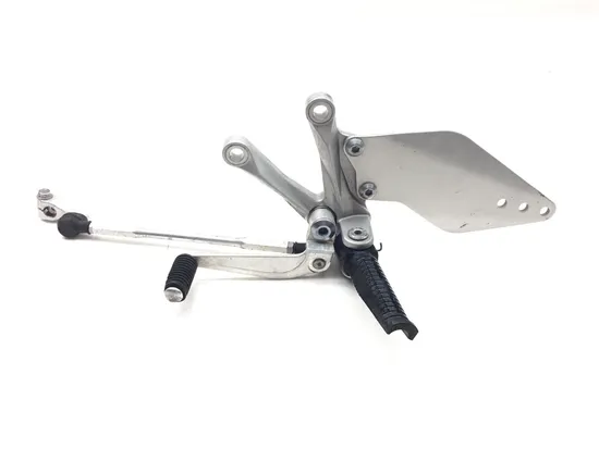 Left Side Rearset Bracket 2006 Kawasaki Ninja ZX10R ZX1000D 3165 1