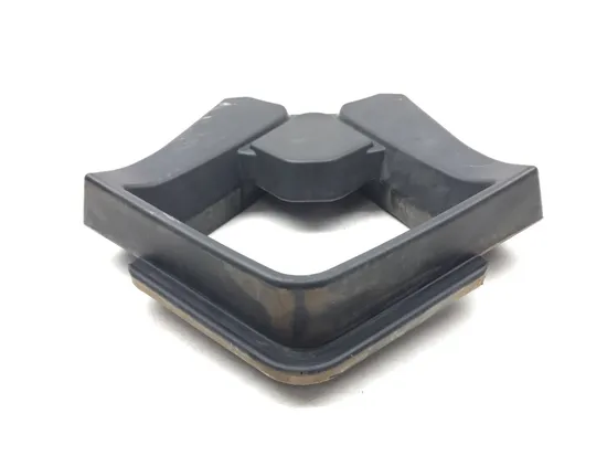 Head Rest A 2016 Can-Am Commander 800R 4x4 XT DPS 3150