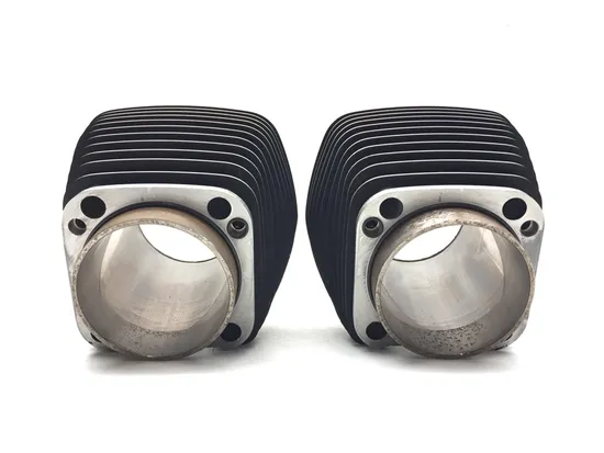 Front Rear Cylinder Jugs w Pistons 1999 Harley-Davidson Road King FLHR 3161 x 11