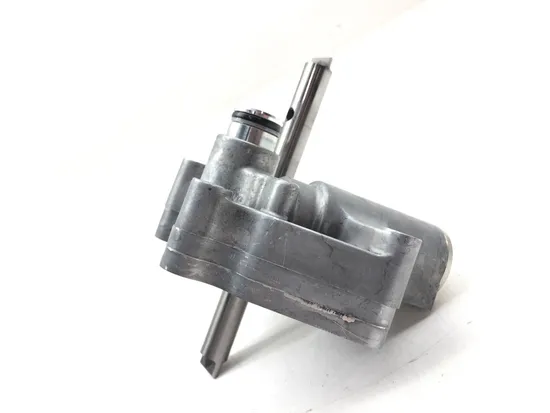 Engine Oil Pump Assembly 2016 Honda Pioneer 1000 SXS1000M3 3166