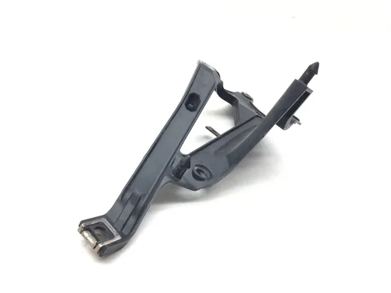 Left Headlight Fender Bracket 2020 Yamaha YFZ450RSE 3173