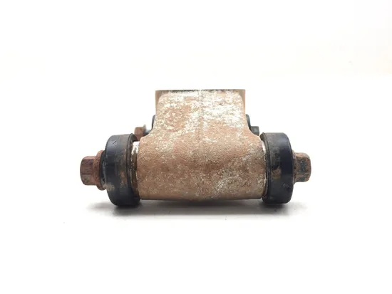 Left Driver Rear Wheel Spindle Knuckle 2006 Kawasaki Brute Force 650 4x4i 3169