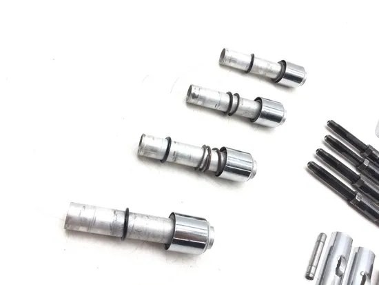 Push Rods Tubes and Lifters 1999 Harley Electra Glide Classic FLHTC 3177 x