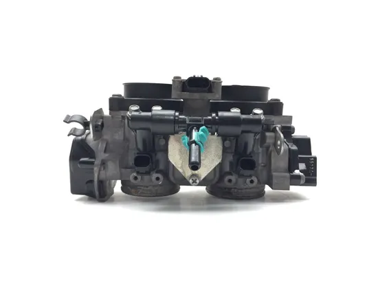 Engine Intake Throttle Body 2016 Honda Pioneer 1000-5 SXS1000M5 Deluxe 3171 x