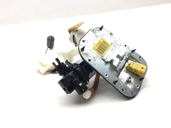 Gas Fuel Tank Pump 2011 Harley-Davidson Heritage Softail Classic FLSTC 3178