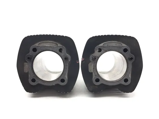 Front Rear Cylinder Jugs w Pistons 2006 Harley Road King EFI FLHRI 3170 x