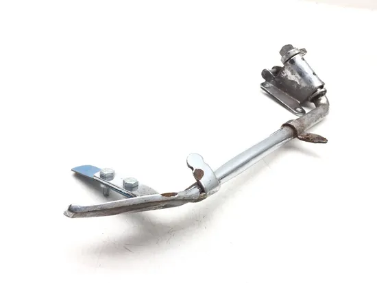Kick Stand Bracket Side Foot Leg 2006 Harley-Davidson Road King EFI FLHRI 3170 x