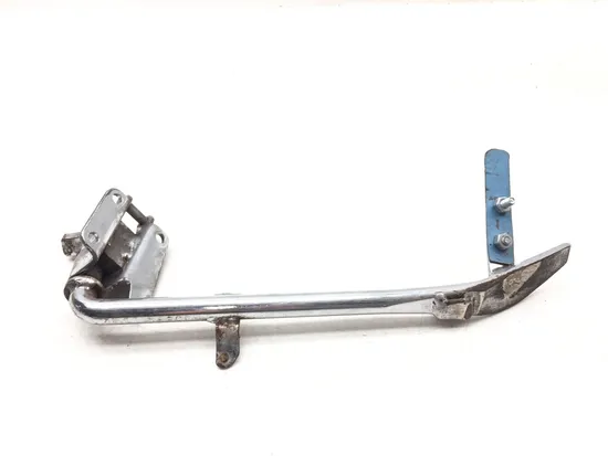 Kick Stand Bracket Side Foot Leg 2006 Harley-Davidson Road King EFI FLHRI 3170 x