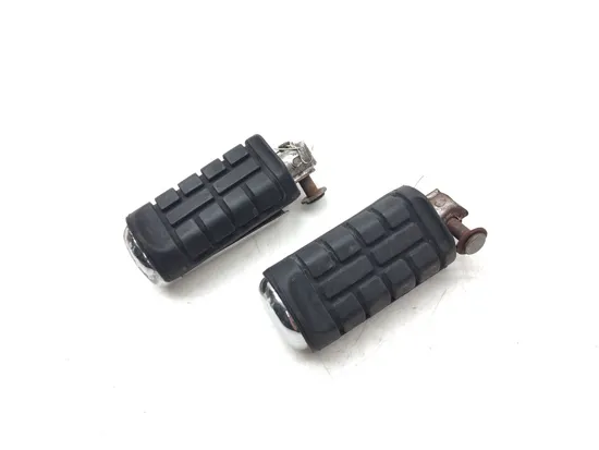 Left Right Set Passenger Peg Bracket 1997 Honda Shadow 1100 VT1100C2 3119 x