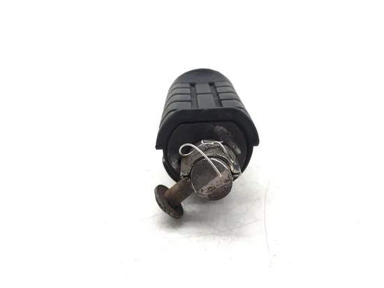 Left Right Set Passenger Peg Bracket 1997 Honda Shadow 1100 VT1100C2 3119 x