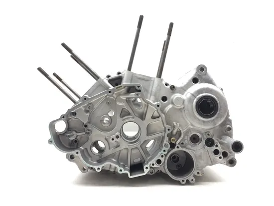 Engine Left Right Center Cases 2012 Can-Am Spyder RT SM5 Audio Convenience 3118